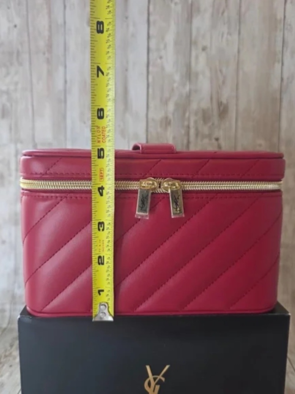 ❤️✨YSL Beauty Premium Vanity Rouge Case | Quilted Red | New in Box✨AUTHENTIC - Picture 10 of 12